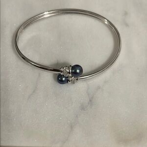 Elegant Silver Bracelet with Accents